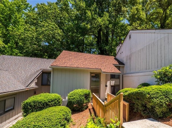 214 Lamplighter Circle, Winston-Salem, NC 27104