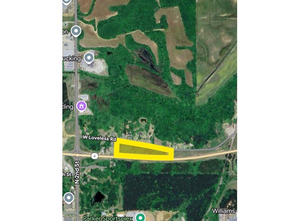 E Chambers Drive, Booneville, MS 38829