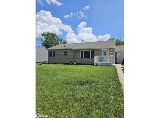 2716 Clearview Street, Ottumwa, IA 52501