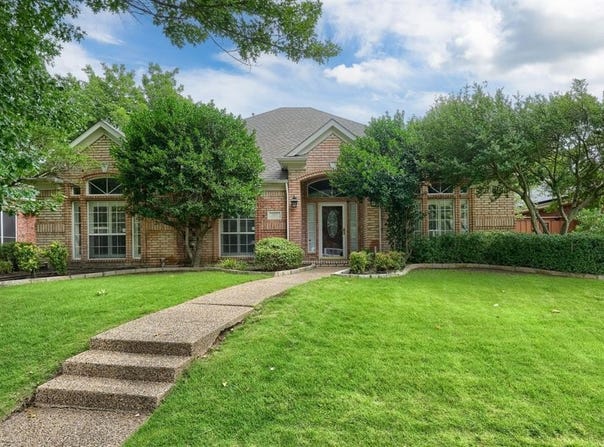 125 Wrenwood Drive, Coppell, TX 75019