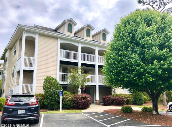 3350 Club Villas Drive, Southport, NC 28461