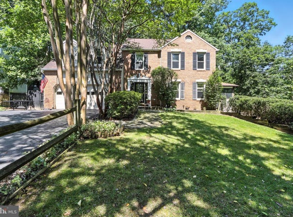 8225 BUBBLING SPRING, LAUREL, MD 20723