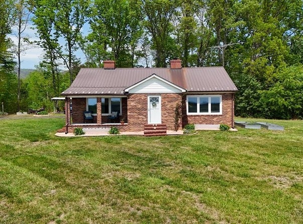 60 Edwin Lane, Cana, VA 24317
