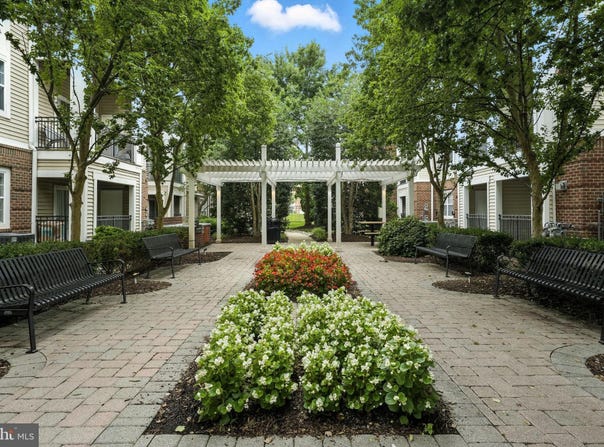 12909 CENTRE PARK CIRCLE, HERNDON, VA 20171