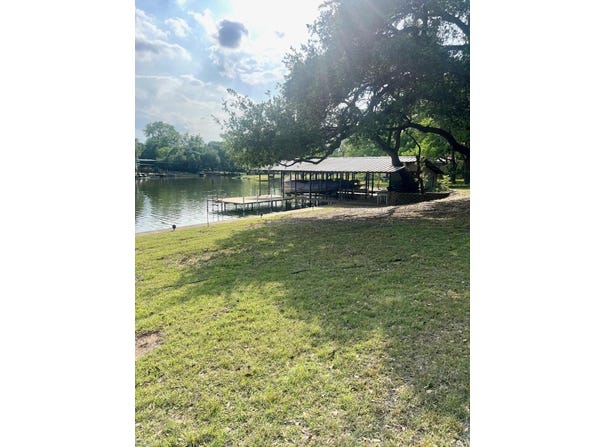 1705 Glencove, Kingsland, TX 78639
