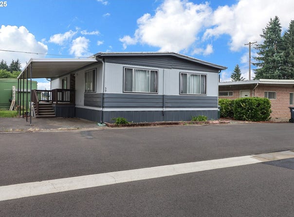 3900 COBURG RD, Eugene, OR 97408