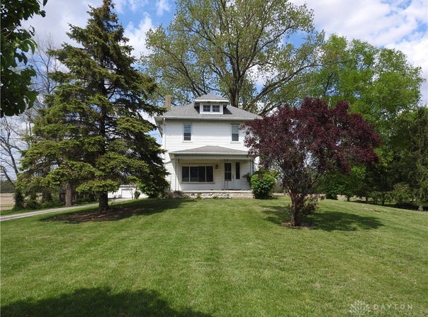 2105 E Loy Road, Piqua, OH 45356