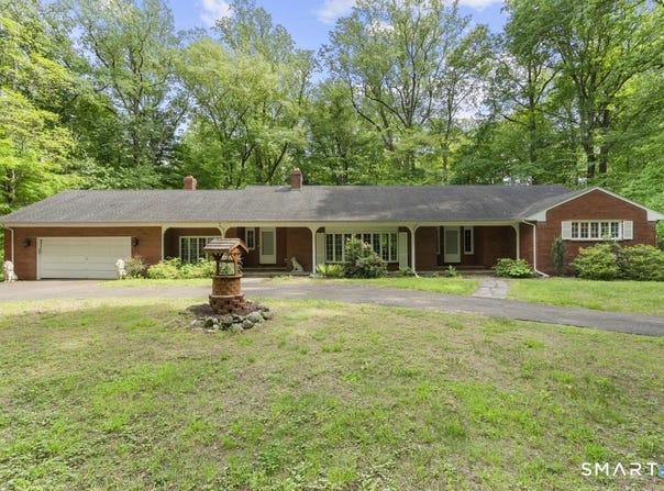 12 Jenick Lane, Woodbridge, CT 06525