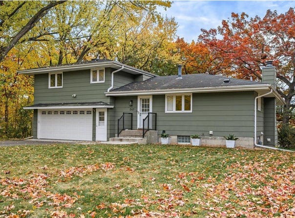 8401 Meadow Lake Road N, New Hope, MN 55428