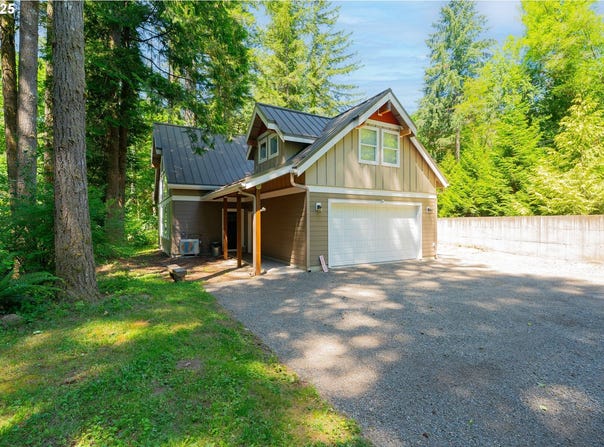 25815 NE LUCIA FALLS RD, Yacolt, WA 98675