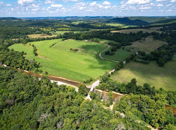 4091 Flat Creek Road, Cape Fair, MO 65624