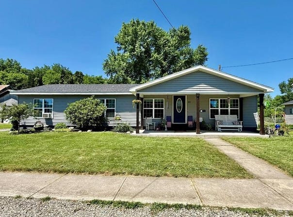 21 Mill St, Lawrenceville, PA 16929