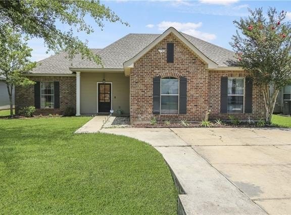70082 3RD Street, Covington, LA 70433