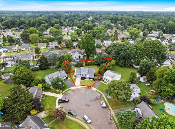 12 MARGO PLACE, HAMILTON, NJ 08620
