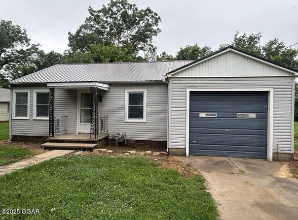 419 Depot Street, Oswego, KS 67356
