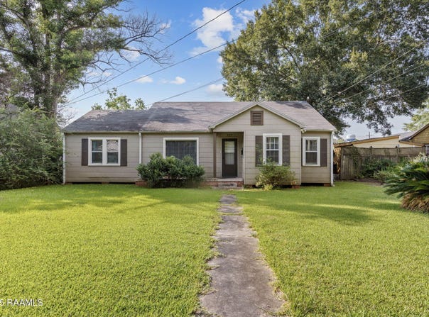 717 W Northern Avenue, Crowley, LA 70526