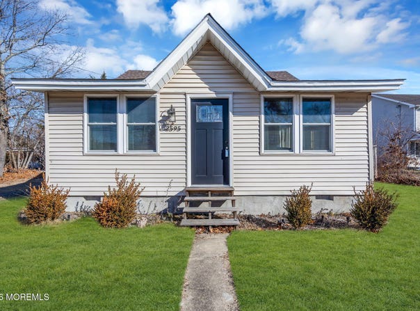 2595 Hooper Avenue, Brick, NJ 08723