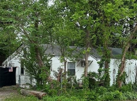 821 Date Avenue, Broken Arrow, OK 74012