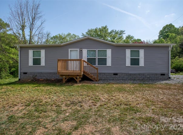 1451 Newfound Road, Leicester, NC 28748