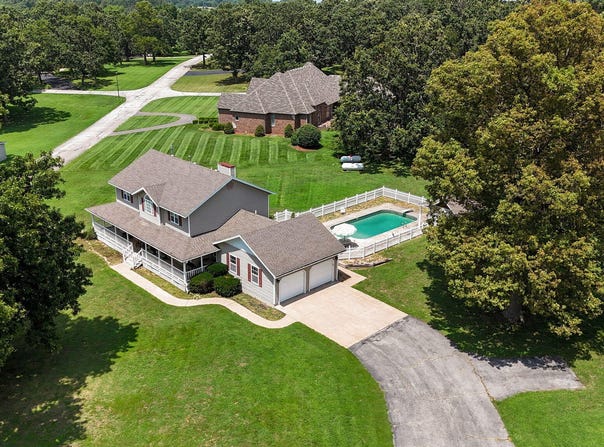 1352 Deer Lane, Mt Vernon, MO 65712