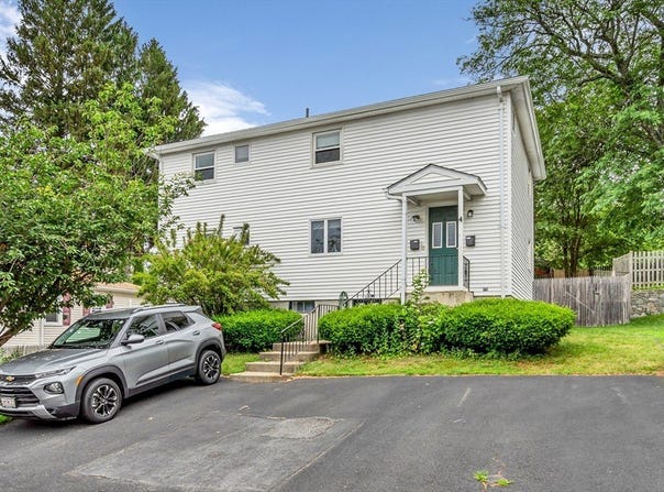4 Claffey, Worcester, MA 01606
