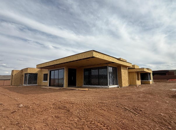 679 S Juniper Way, Ivins, UT 84738