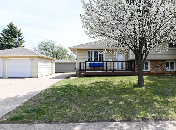 501 NE Trilein Drive, Ankeny, IA 50021