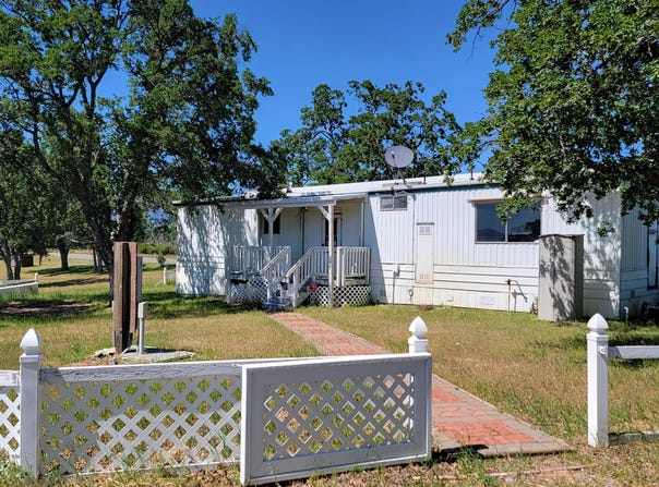 12723 Gas Point Road, Igo, CA 96047