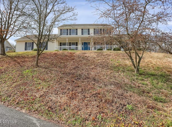 152 EQUESTRIAN Lane, Lewisburg, PA 17837