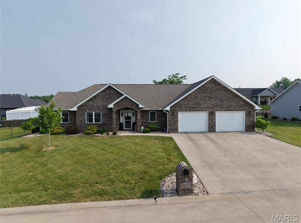 615 Jonathan Road, Hannibal, MO 63401