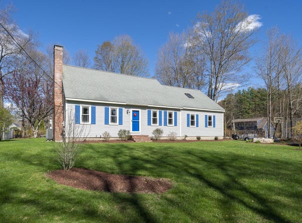 1 Heritage Drive, Merrimack, NH 03054