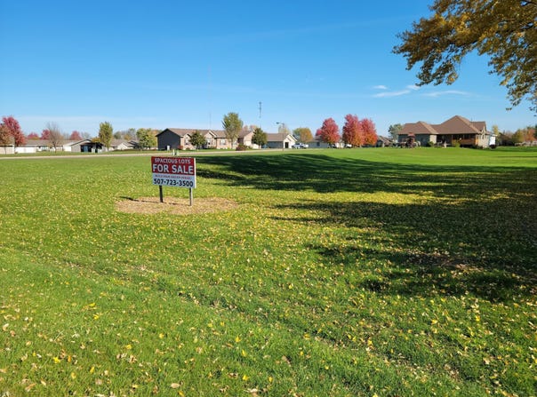 Appel, Springfield, MN 56087