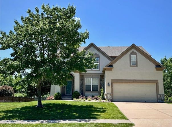 15598 S Blackfeather Street, Olathe, KS 66062