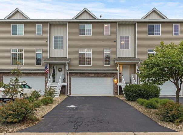 2841 Brockman Court, Northfield, MN 55057