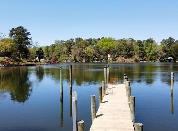 116 Leachwood Road, Lancaster, VA 22503