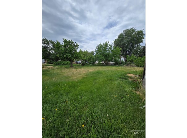 214 E Avenue E, Jerome, ID 83338