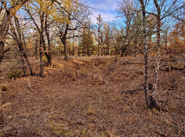 1943 Lakeridge, Sunset, TX 76270