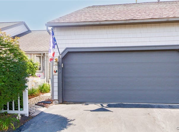 127 Summerhaven Drive S, Manlius, NY 13057