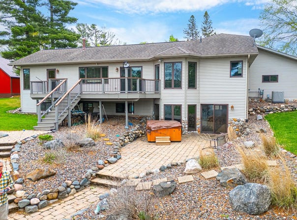 203 RIVER ST E, Eagle River, WI 54521