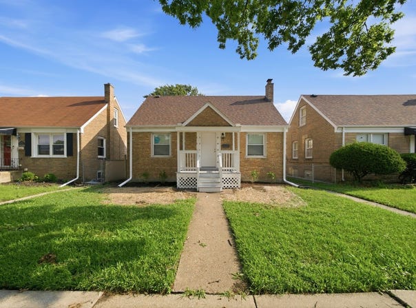 3606 Madison Street, Bellwood, IL 60104