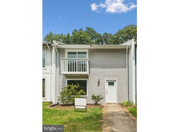 203 N COTTAGE ROAD, STERLING, VA 20164