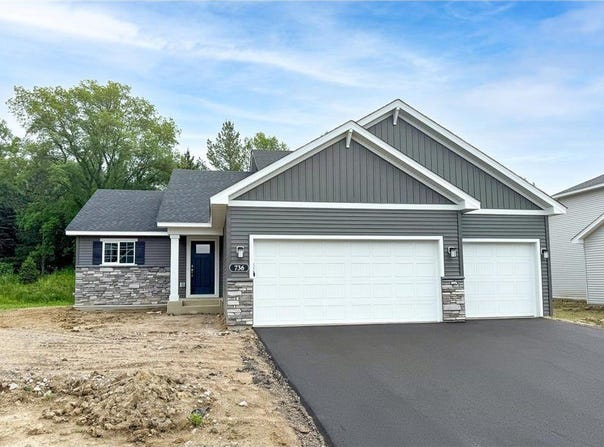 736 Yellowcrest Street SW, Delano, MN 55328