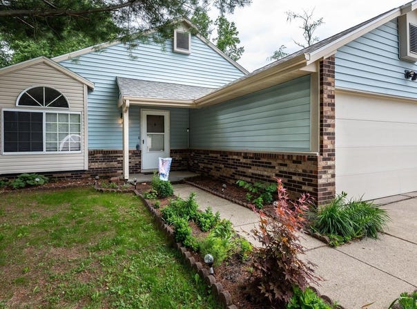 3879 Woodmere Way, Bloomington, IN 47403
