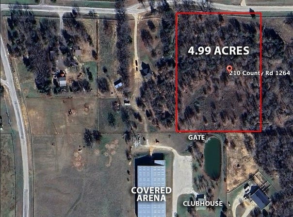210 County Road 1264, Whitesboro, TX 76273