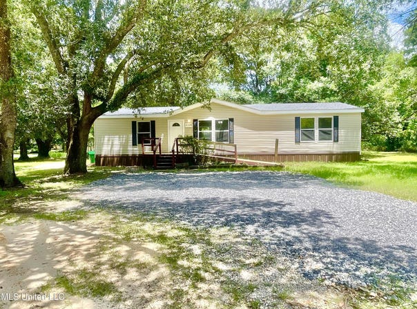 21528 Coleman Cemetery Road, Moss Point, MS 39562