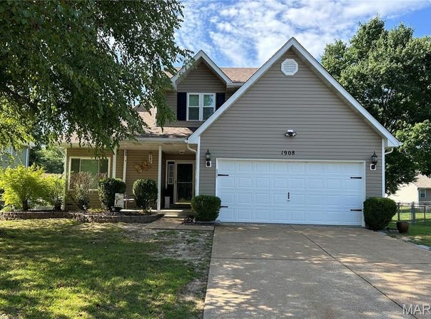 1908 Mid Summer Drive, Imperial, MO 63052