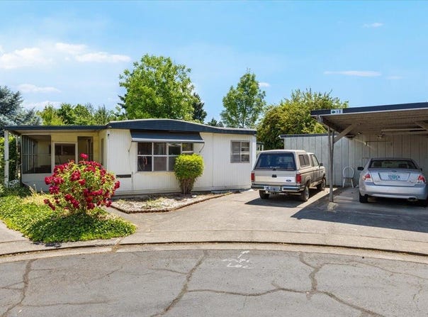 2252 Table Rock Road, Medford, OR 97501