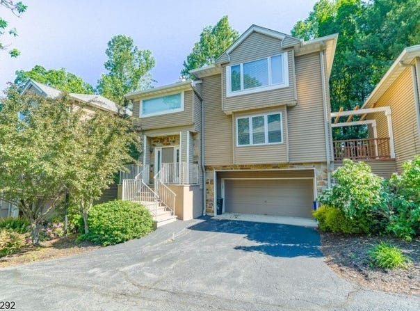 260 Clarken Dr, West Orange Twp., NJ 07052-3443