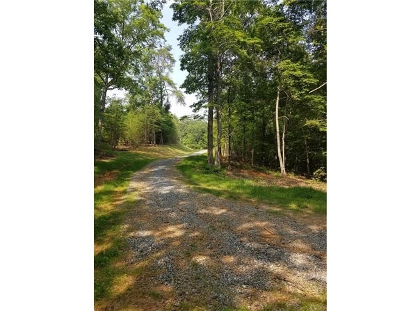 287 Lookout Valley Trail, Talking Rock, GA 30175
