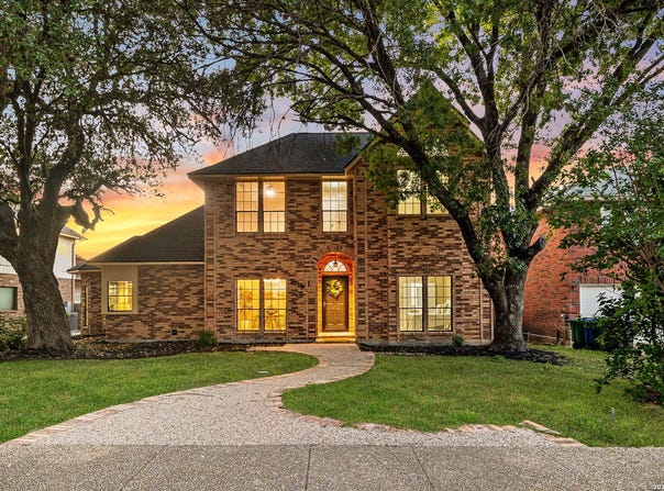 1218 SUMMIT CRK, San Antonio, TX 78258